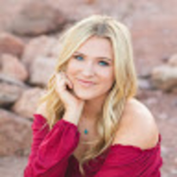 Meet your Posher, Kate - Picture 1 of 1